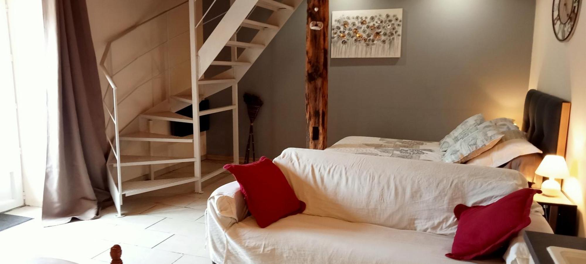Bed and Breakfast La Dame Blanche Saint-Maurice-d'Ibie Екстер'єр фото